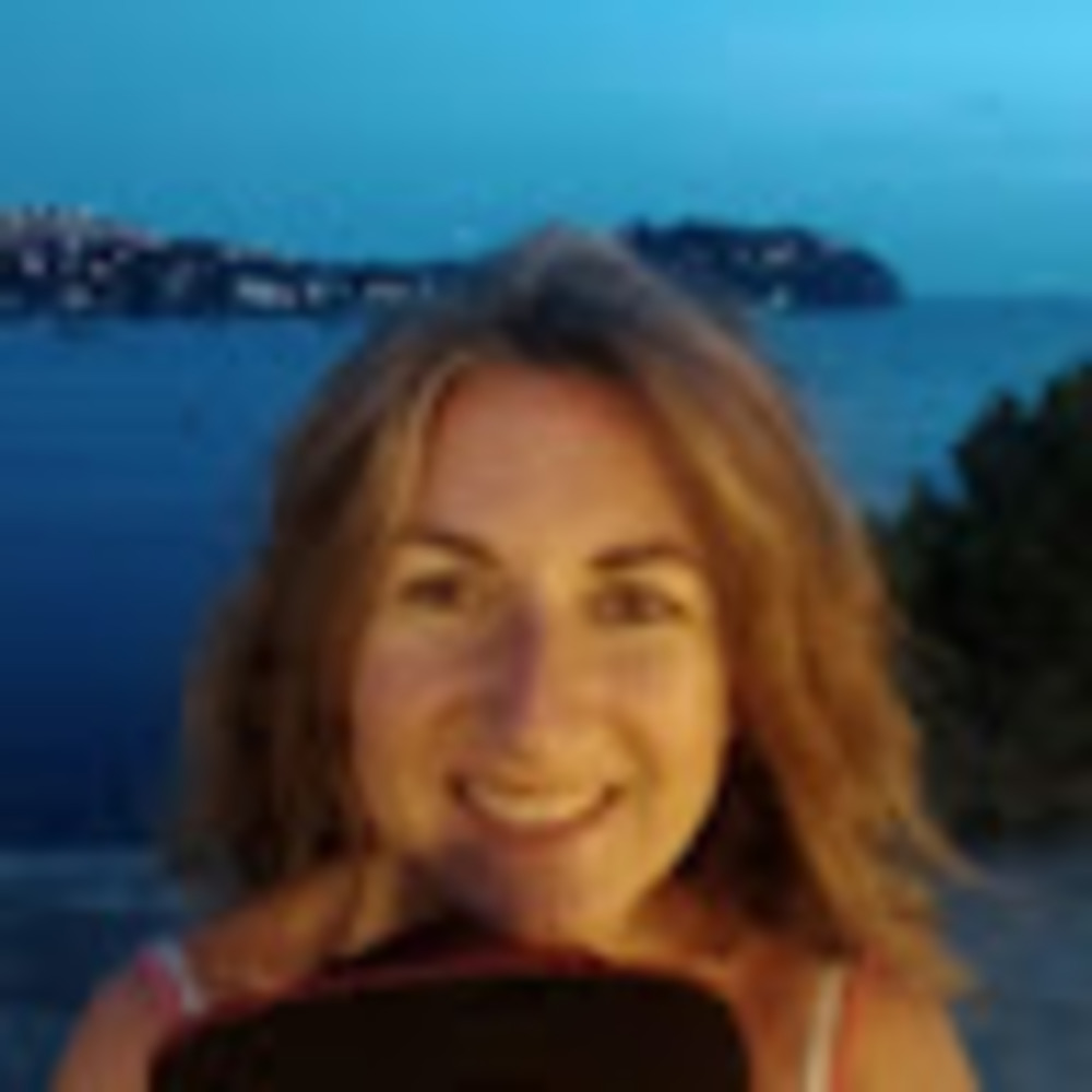 Meet your Posher, Julie
